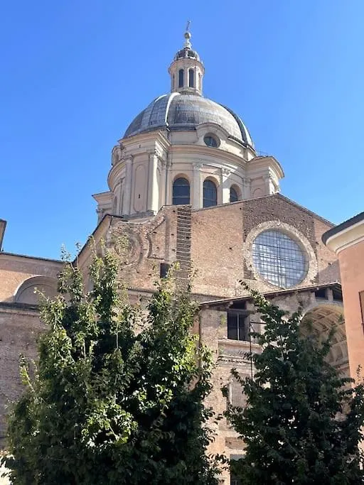 Vista Sulla Basilica Apartment Mantova 0*,  Italy